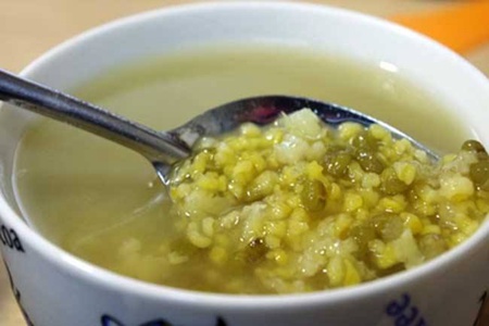 绿豆汤的五个功效和作用，清凉消暑只需要这一碗