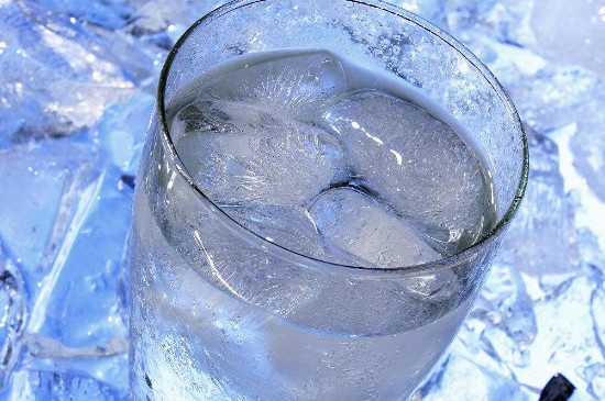 日本人为什么喜欢喝冰水-最新日本人为什么喜欢喝冰水整理解答